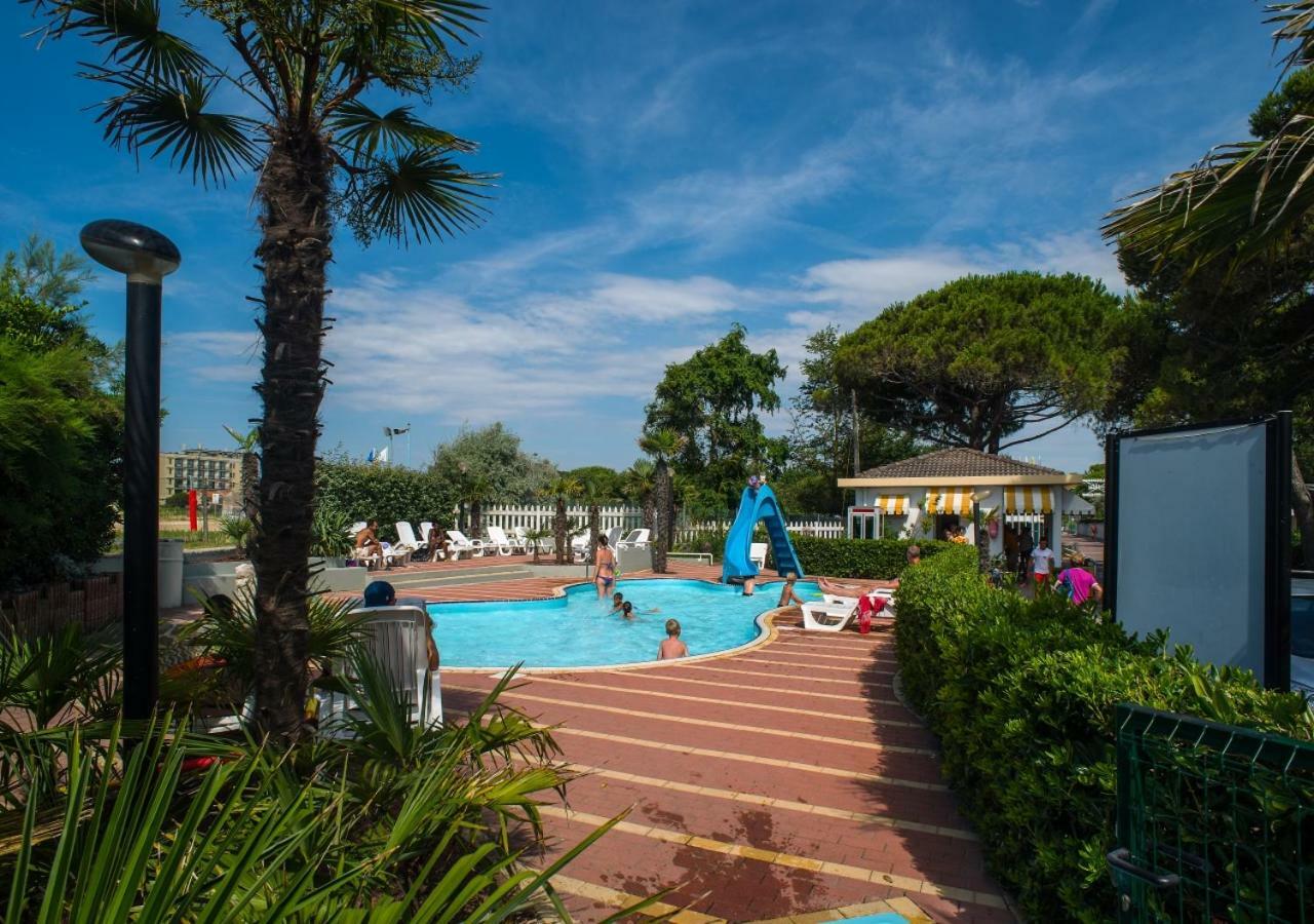 Villa Al Mare Camping - 4 Stelle คาวัลลิโน-เตรปอร์ติ ภายนอก รูปภาพ
