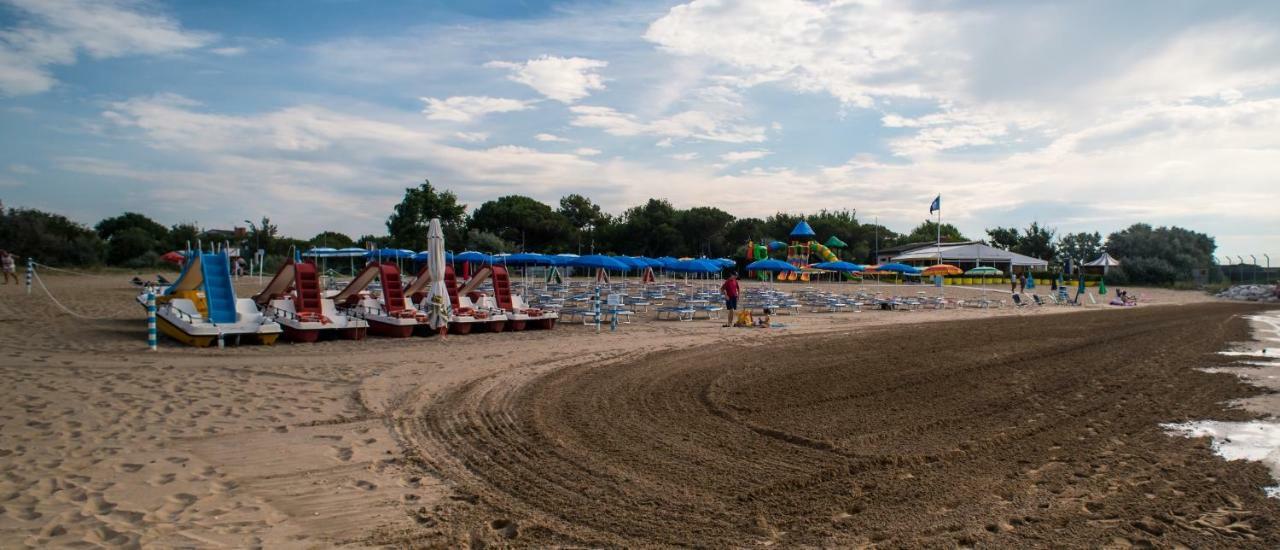 Villa Al Mare Camping - 4 Stelle คาวัลลิโน-เตรปอร์ติ ภายนอก รูปภาพ
