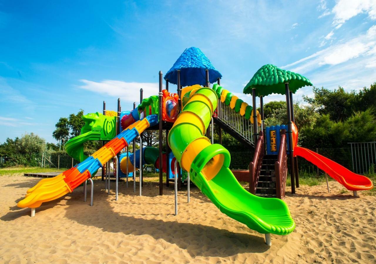 Villa Al Mare Camping - 4 Stelle คาวัลลิโน-เตรปอร์ติ ภายนอก รูปภาพ