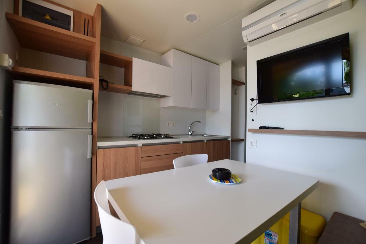 Villa Al Mare Camping - 4 Stelle คาวัลลิโน-เตรปอร์ติ ภายนอก รูปภาพ