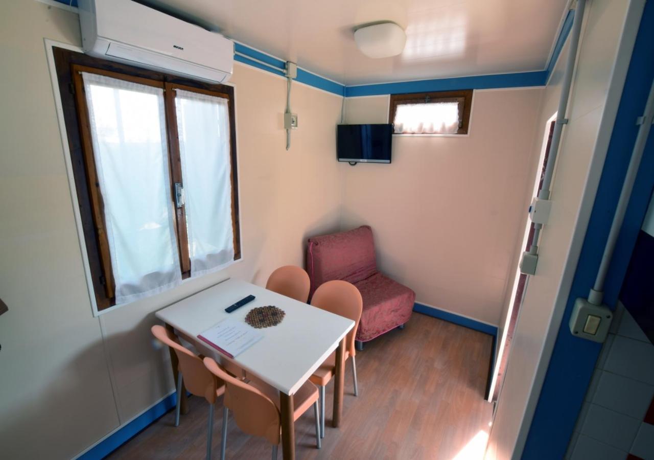 Villa Al Mare Camping - 4 Stelle คาวัลลิโน-เตรปอร์ติ ภายนอก รูปภาพ