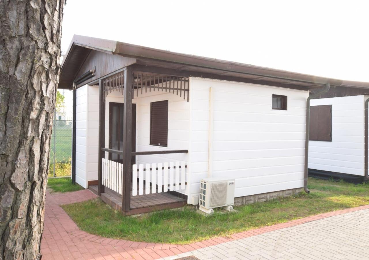 Villa Al Mare Camping - 4 Stelle คาวัลลิโน-เตรปอร์ติ ภายนอก รูปภาพ